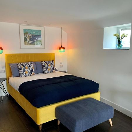 Modern Studio Apartment With Stunning Views! St Ives Buitenkant foto
