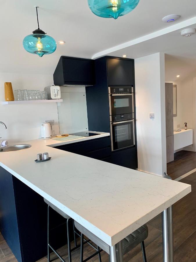 Modern Studio Apartment With Stunning Views! St Ives Buitenkant foto